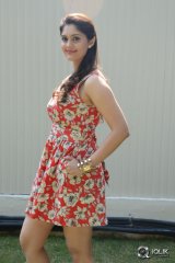 Surabhi Interview About Express Raja